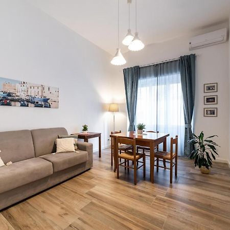 Casa Donna Gina - Puglia Mia Apartments モノーポリ エクステリア 写真