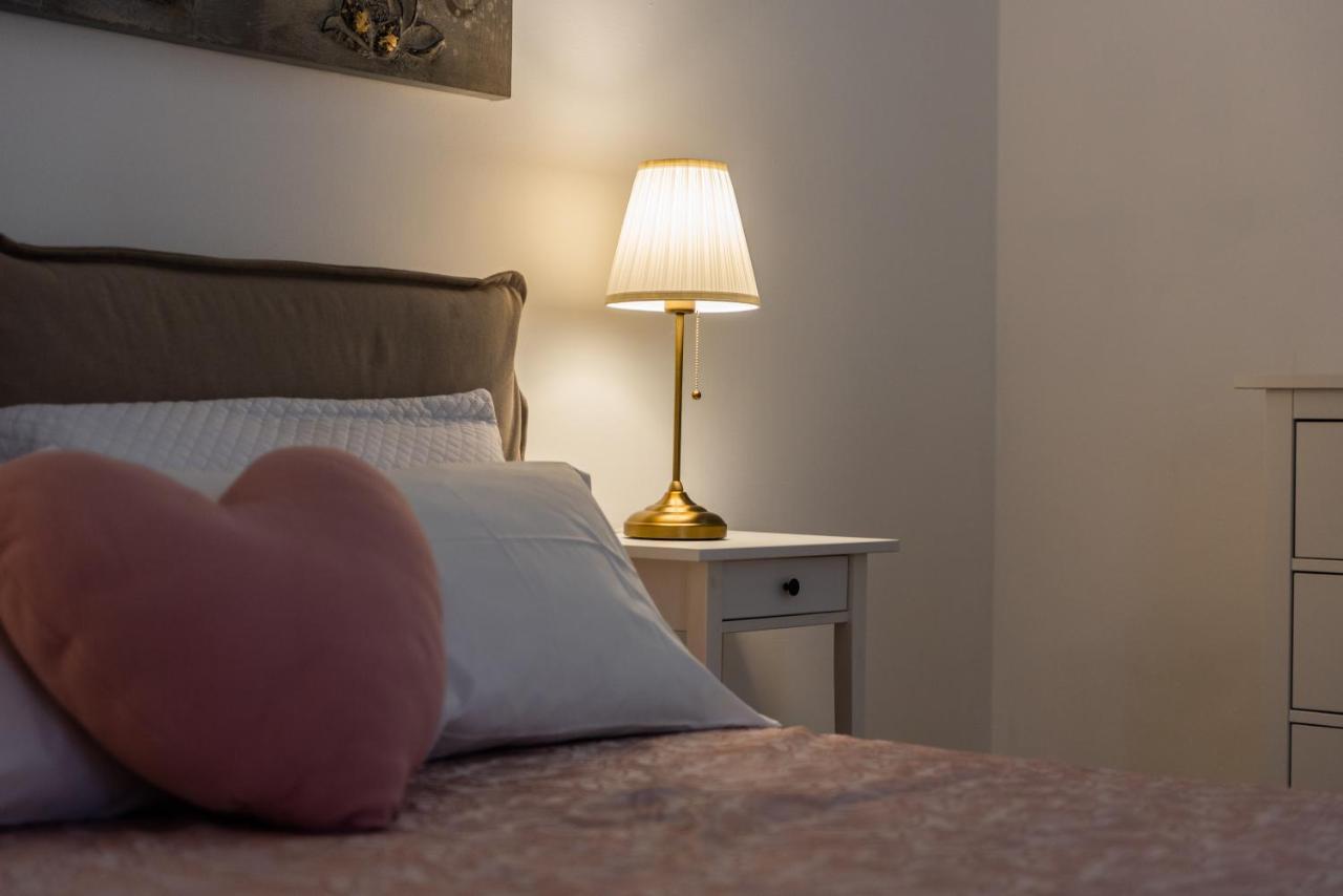 Casa Donna Gina - Puglia Mia Apartments モノーポリ エクステリア 写真